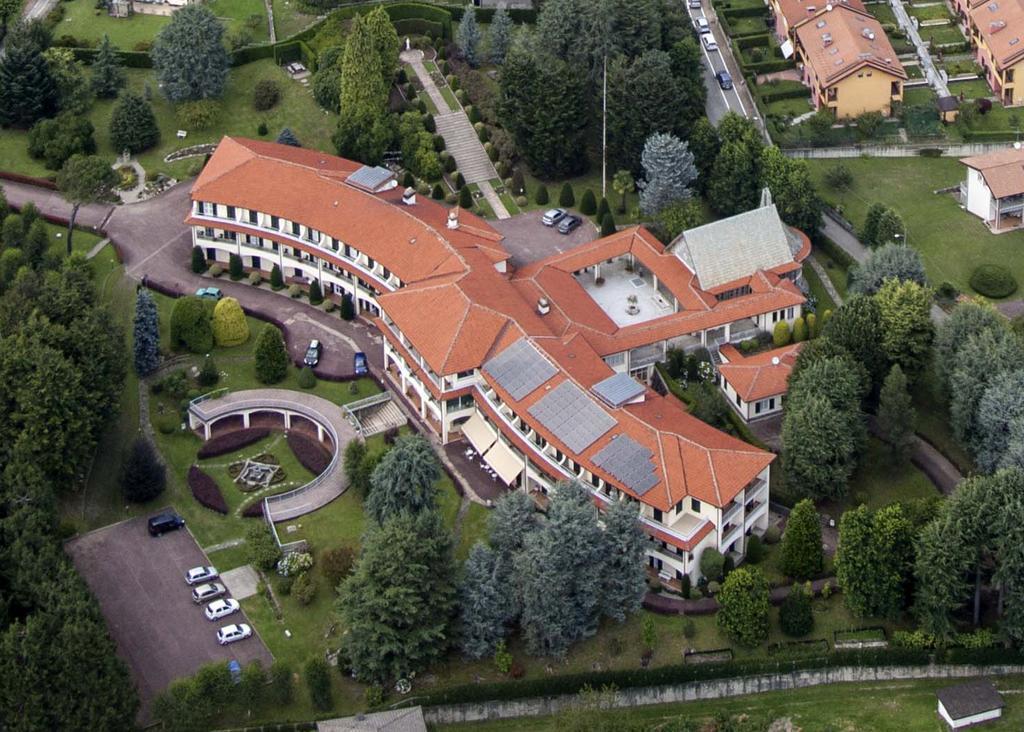 Centro Di Spiritualita Maria Candida Армено Экстерьер фото