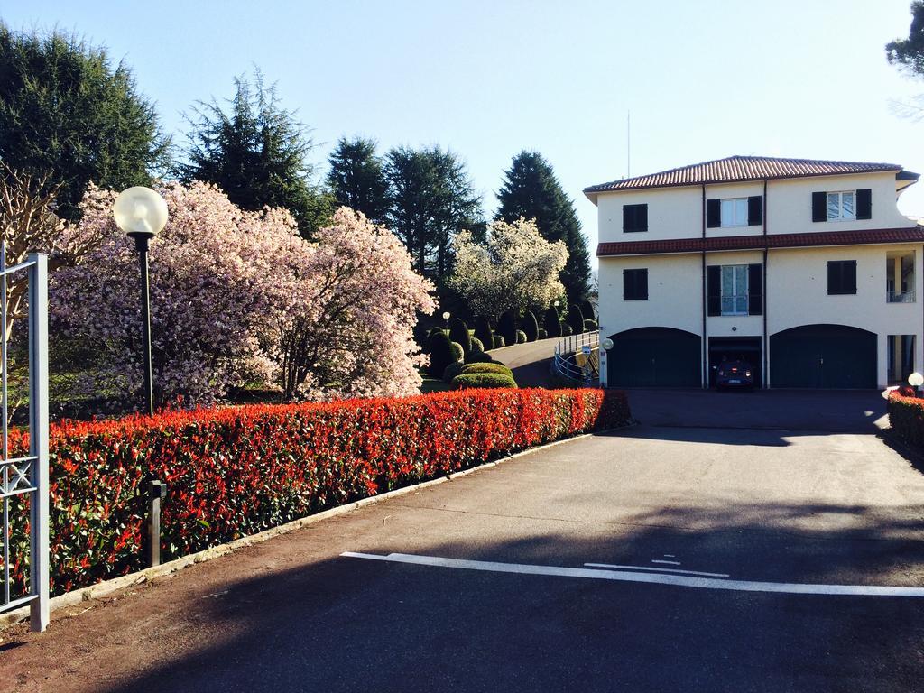 Centro Di Spiritualita Maria Candida Армено Экстерьер фото