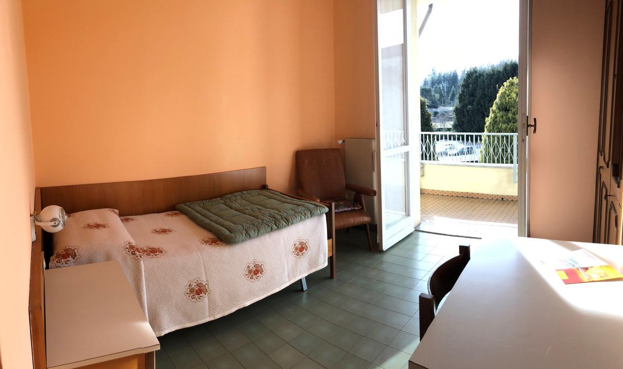Centro Di Spiritualita Maria Candida Армено Экстерьер фото